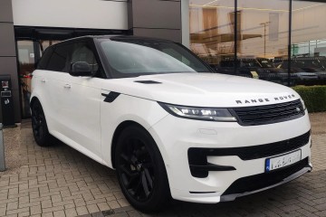 MY25 Range Rover S 3.0 D300 mHEV Dynamic SE